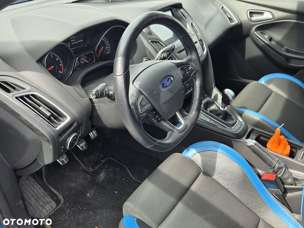 Ford Focus 2.3 EcoBoost S&S Allrad RS Blue & Black - 4