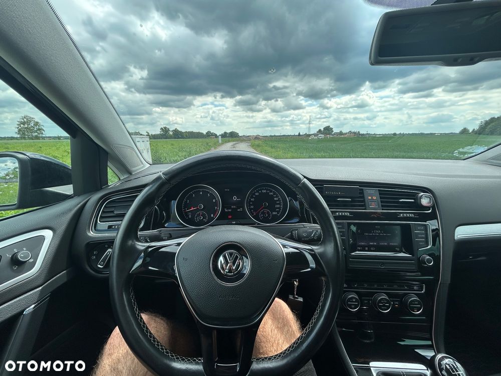 Volkswagen Golf 1.2 TSI BlueMotion Technology Cup - 11
