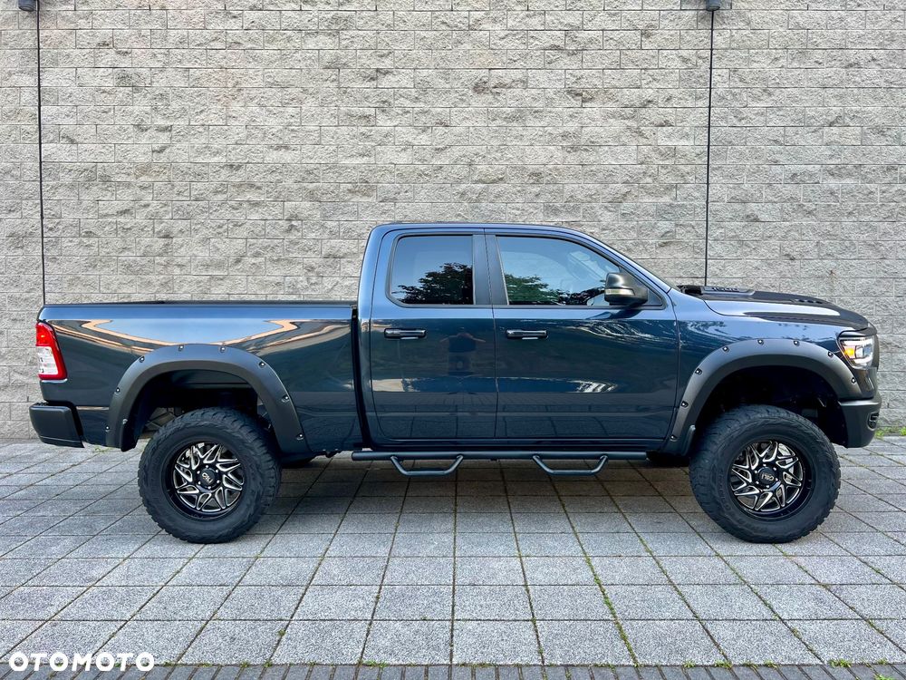 RAM 1500 Crew Cab Shortbed Bighorn - 8