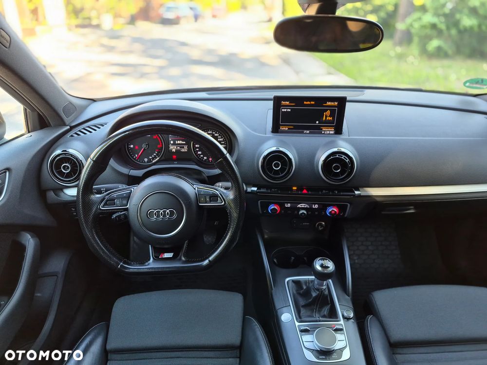 Audi A3 Sportback 1.6 TDI (clean diesel) S line Sportpaket - 12