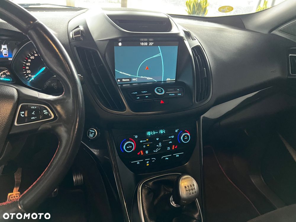 Ford Kuga 2.0 TDCi 4x2 ST-Line - 16