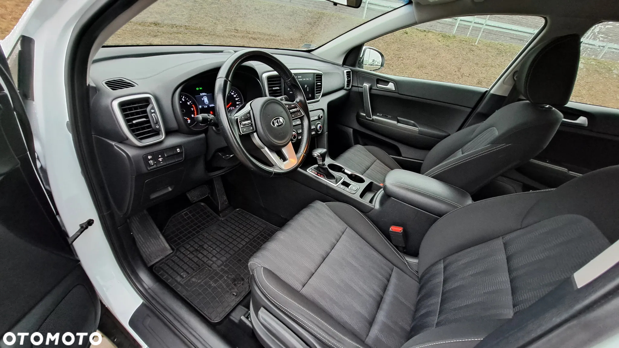 Kia Sportage 1.6 T-GDI M 2WD DCT - 29