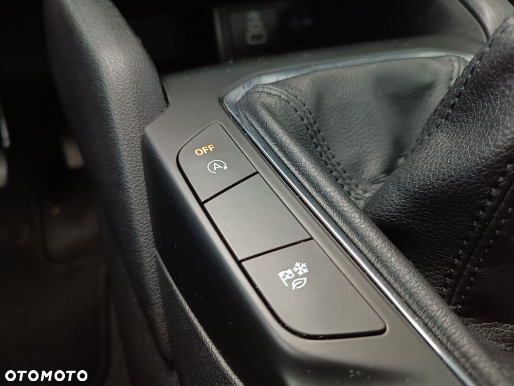 Ford Kuga 1.5 EcoBlue FWD Titanium - 27