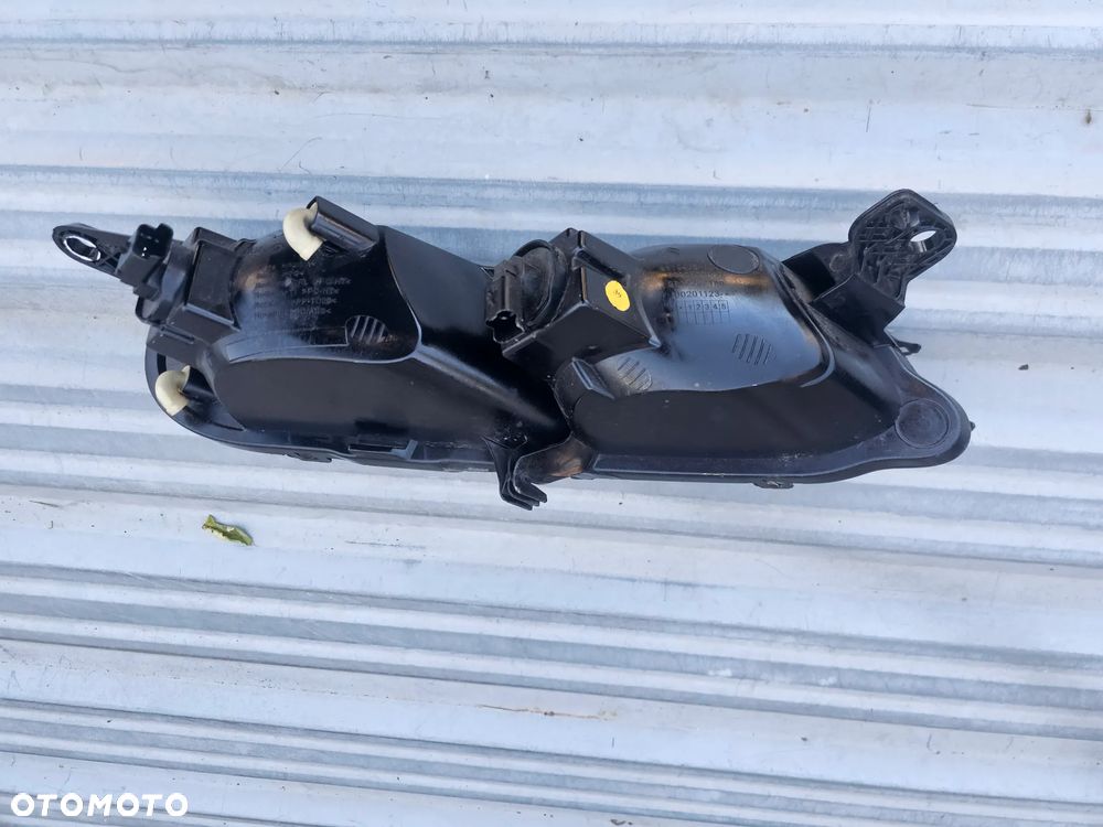 Citroen berlingo IV 4 9820877980 lampa światło drl  led - 3