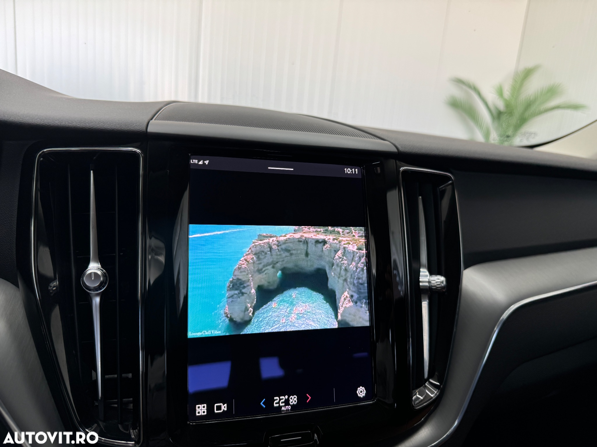 Volvo XC 60 B4 MHEV AT8 AWD Inscription - 33