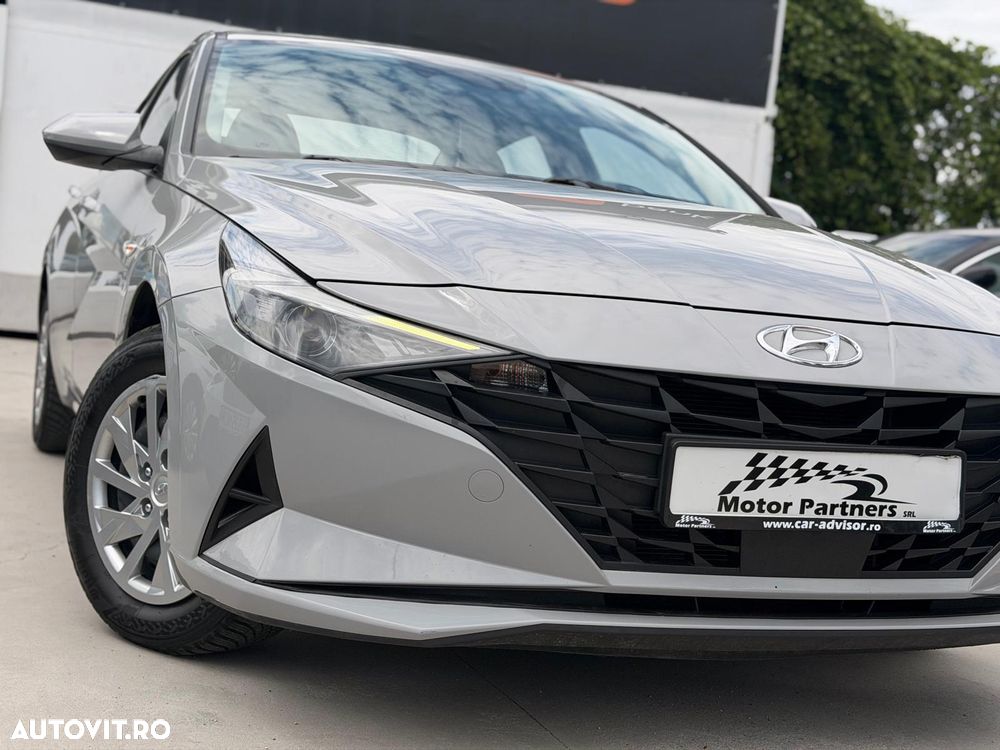 Hyundai Elantra 1.6 l 123 CP 6MT Comfort - 10