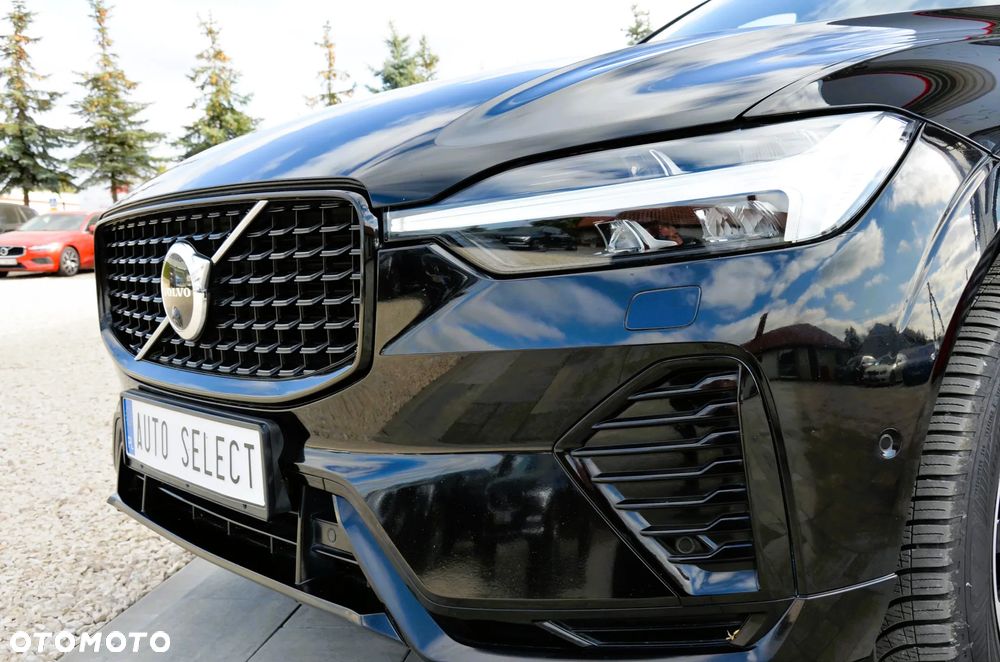 Volvo XC 60 T8 Plug-In Hybrid AWD Ultra Black Edition - 11