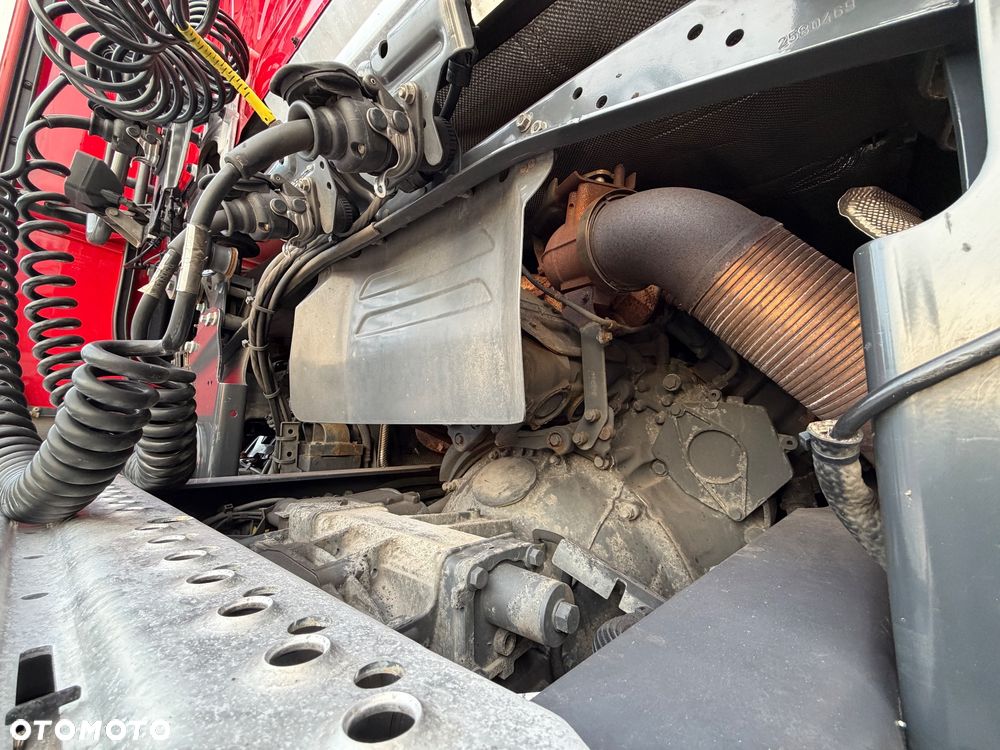 Scania 580s Scania z Niemiec ASO kontrakt serwisowy idealny stan v8 4x2 - 32