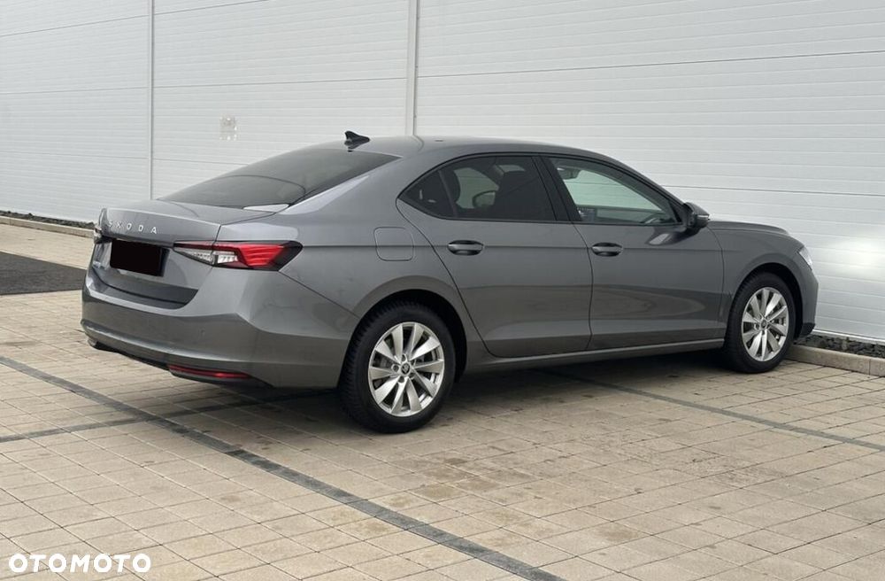 Skoda Superb 1.5 TSI mHEV Edition 130 DSG - 7