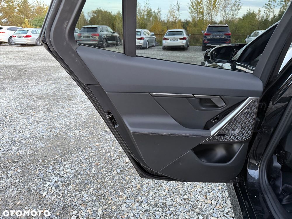 BMW i5 83.9kWh xDrive40 M Sport Edition - 16