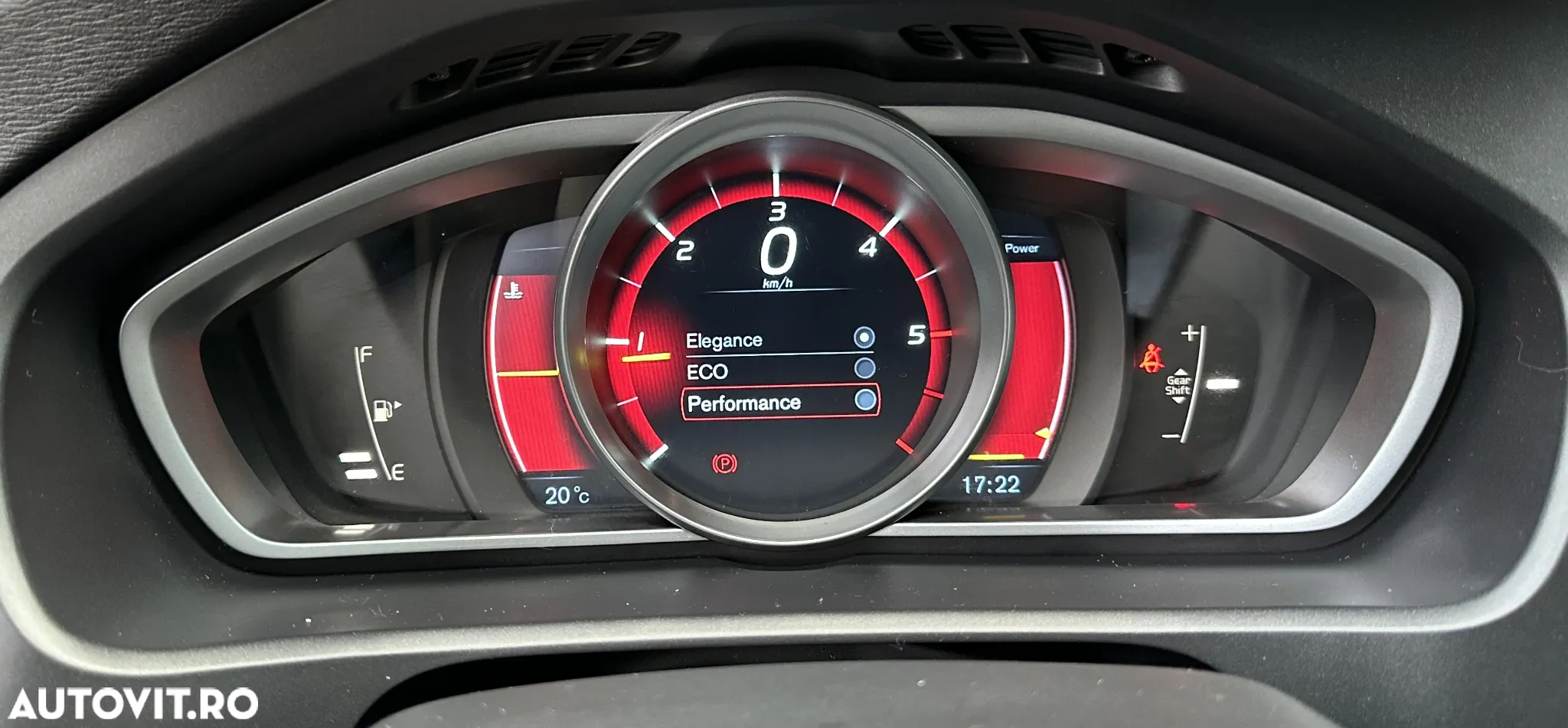 Volvo V40 - 15