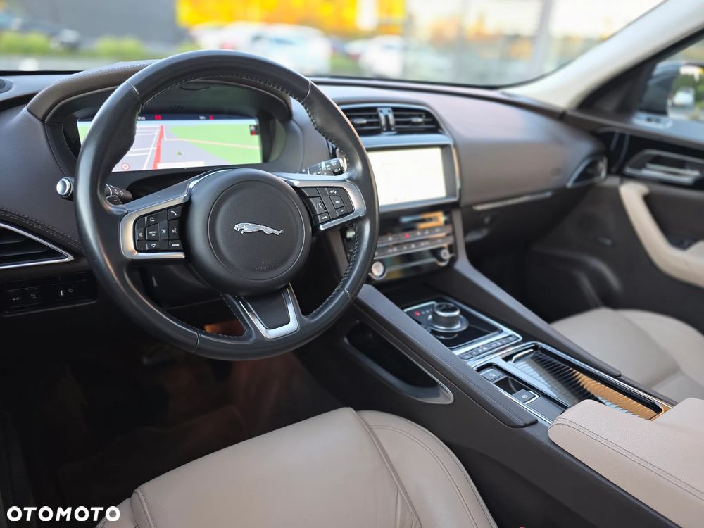 Jaguar F-Pace 2.0 i4D AWD Prestige - 27