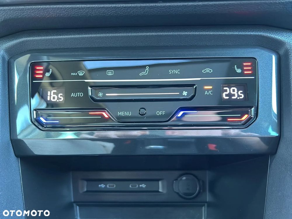 Volkswagen Tiguan - 26