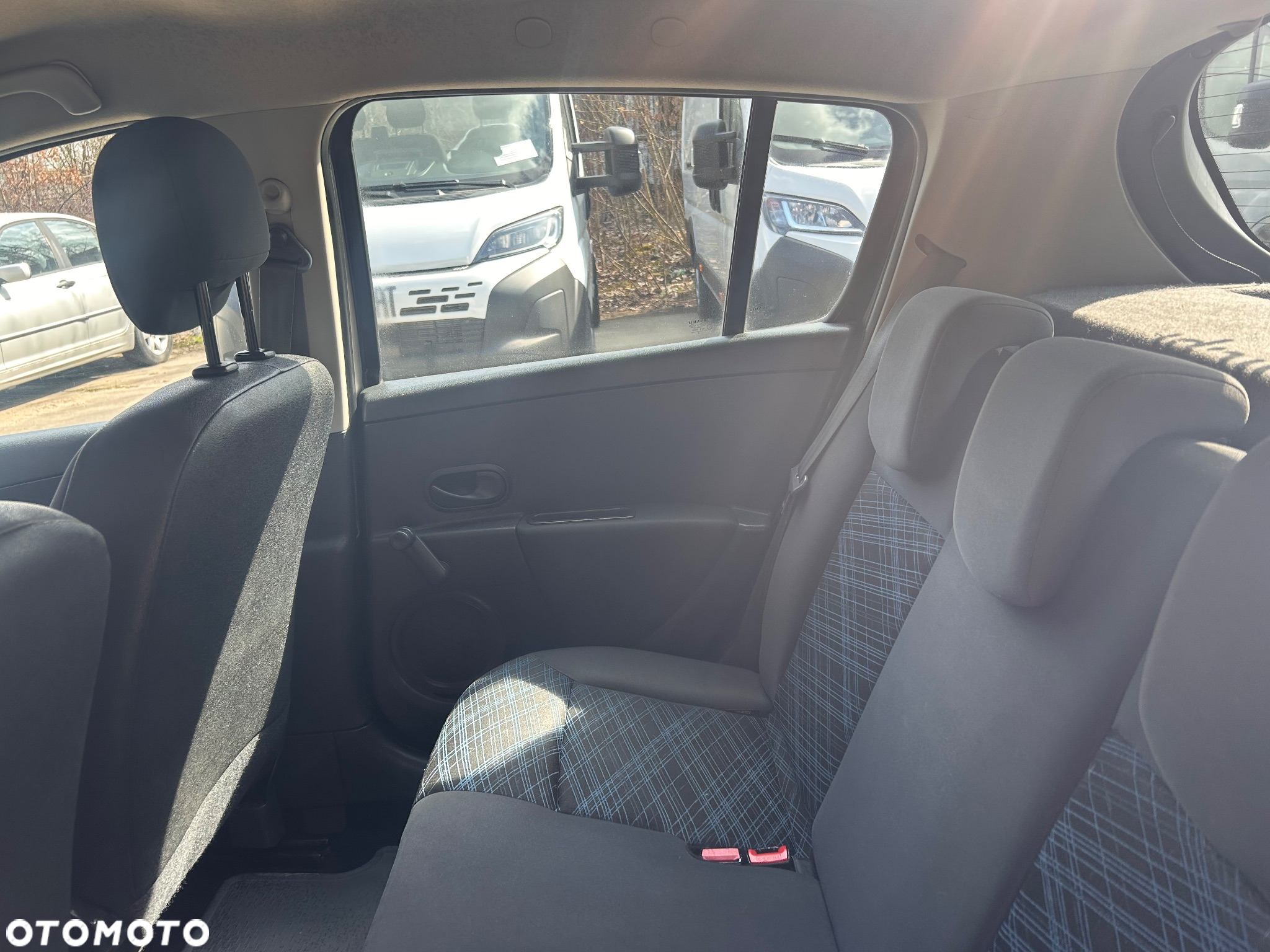 Renault Clio 1.2 16V All Inclusive - 3