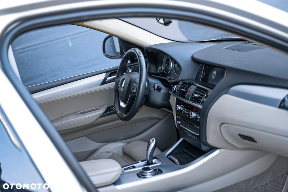 BMW X4 xDrive20d xLine - 12