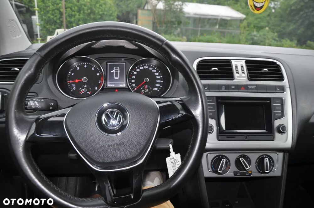Volkswagen Polo - 16
