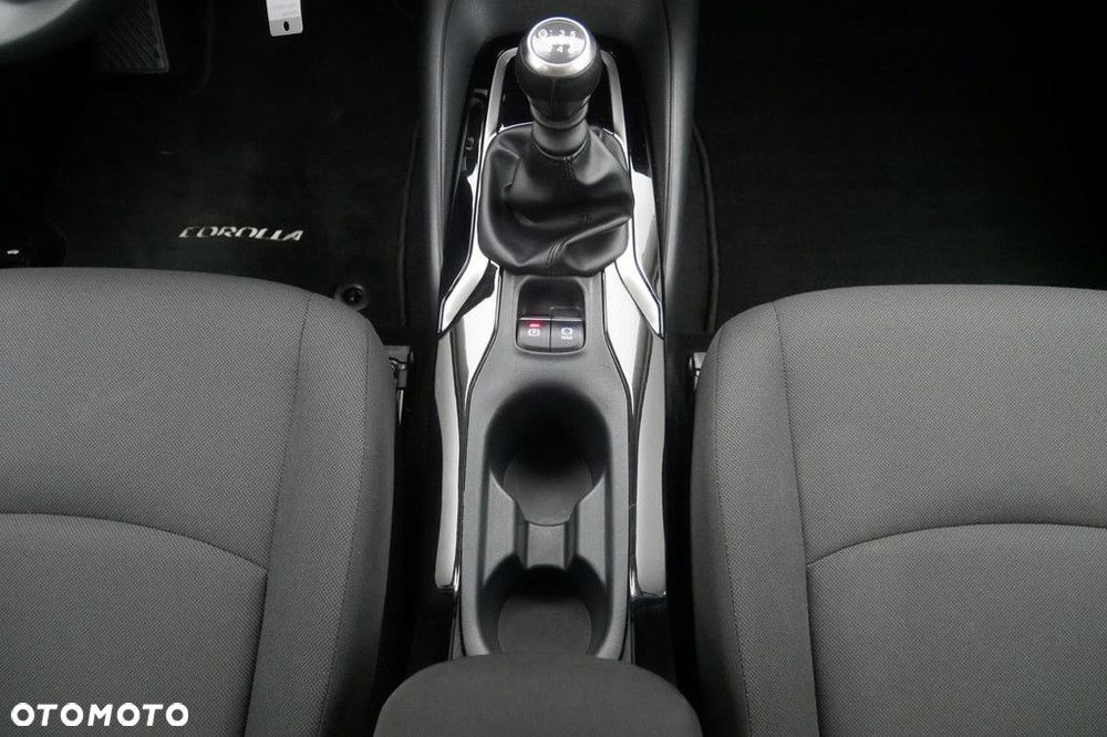 Toyota Corolla - 11