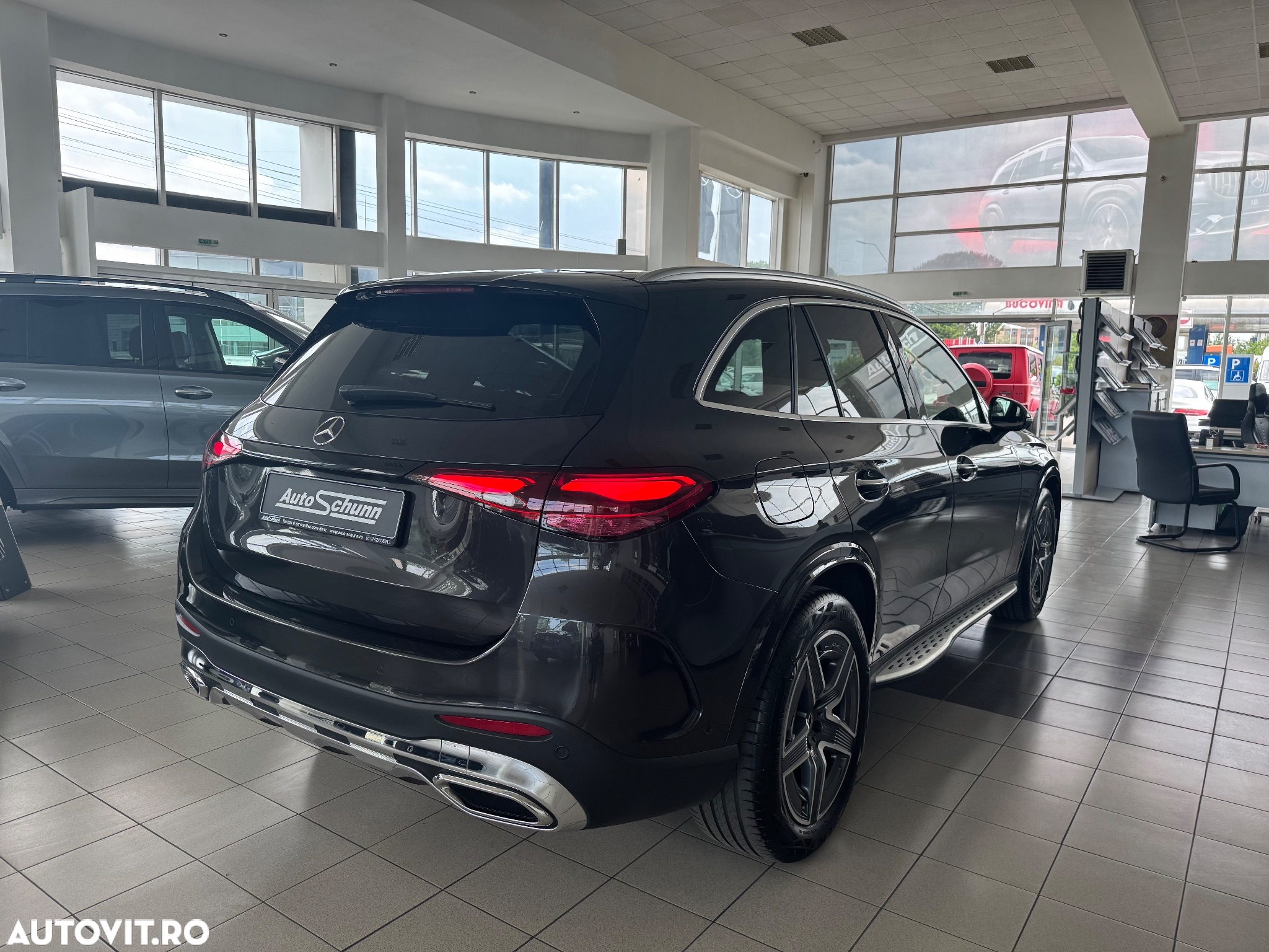 Mercedes-Benz GLC 200 4Matic 9G-TRONIC AMG Line Advanced - 5