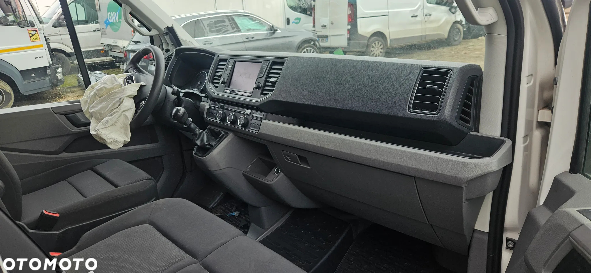 Volkswagen Crafter - 11