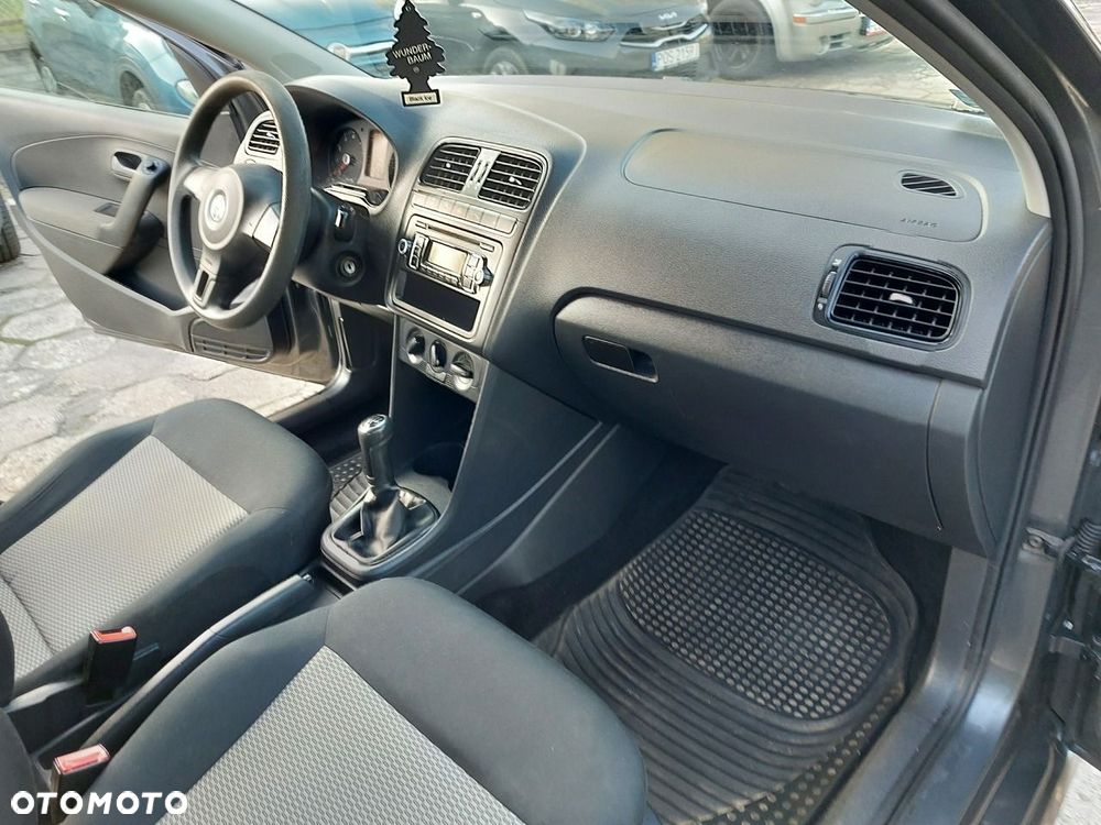 Volkswagen Polo - 9