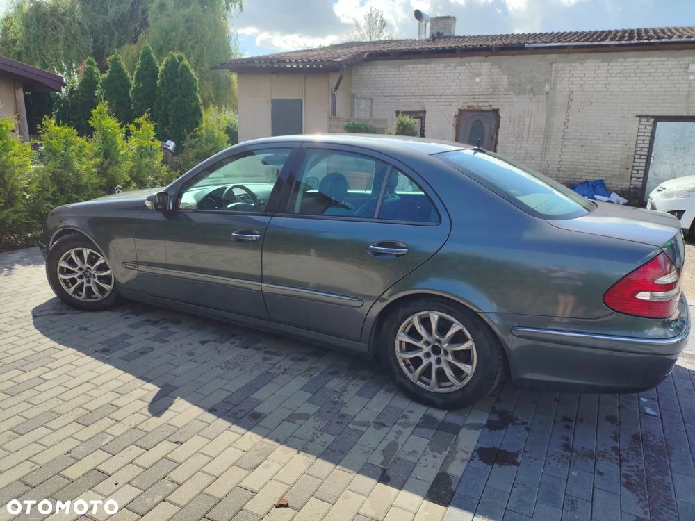 Mercedes-Benz Klasa E - 7