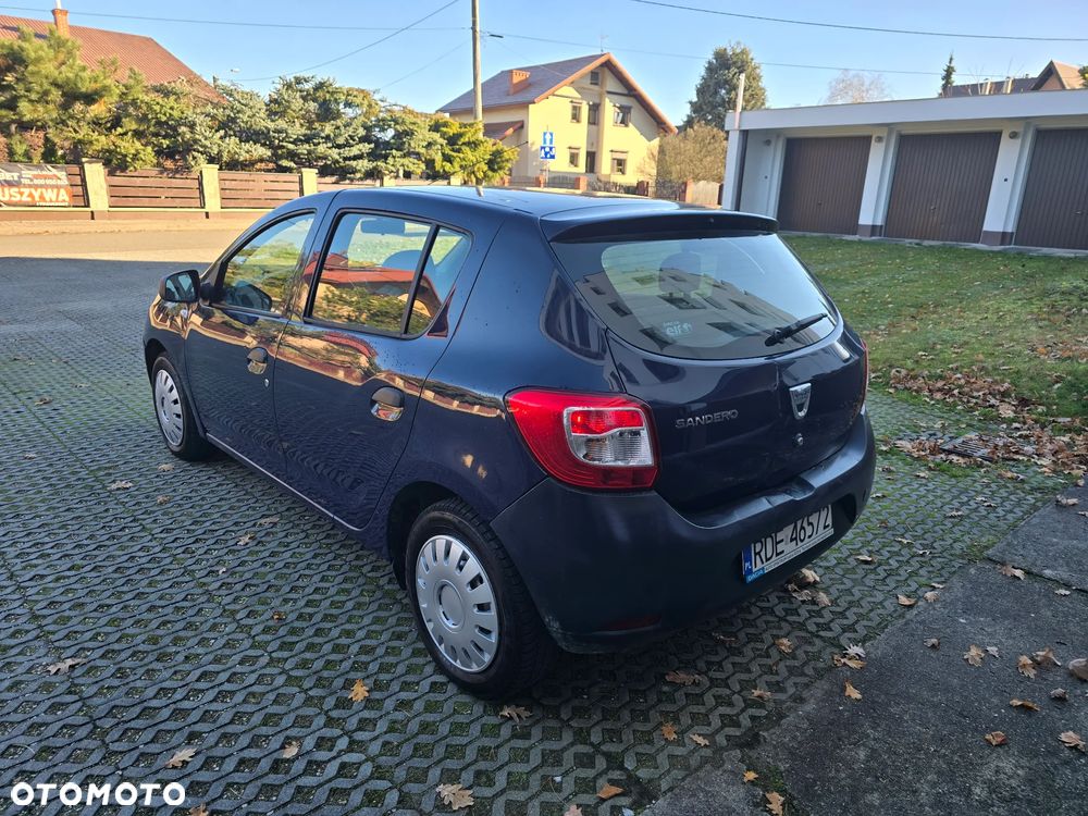 Dacia Sandero - 4