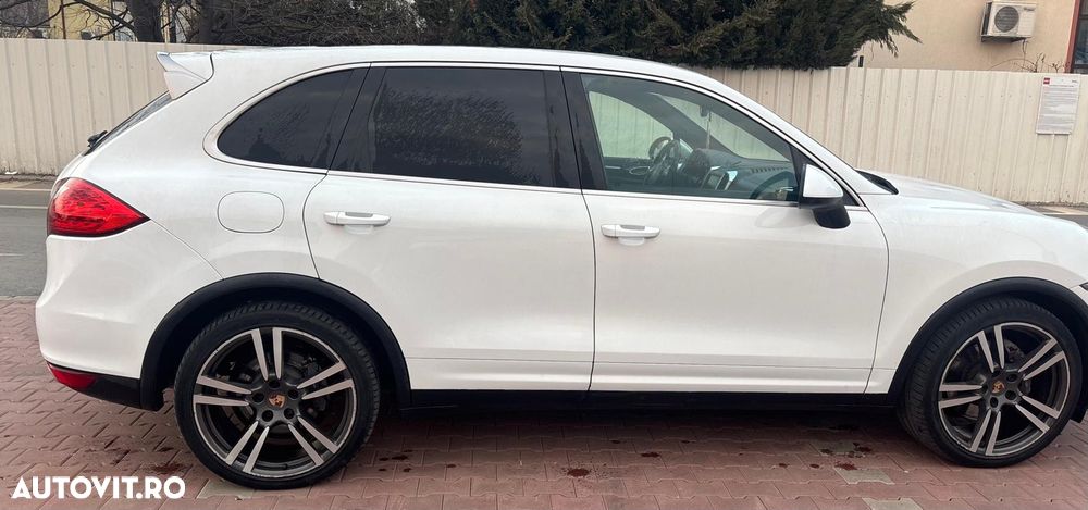 Porsche Cayenne - 27
