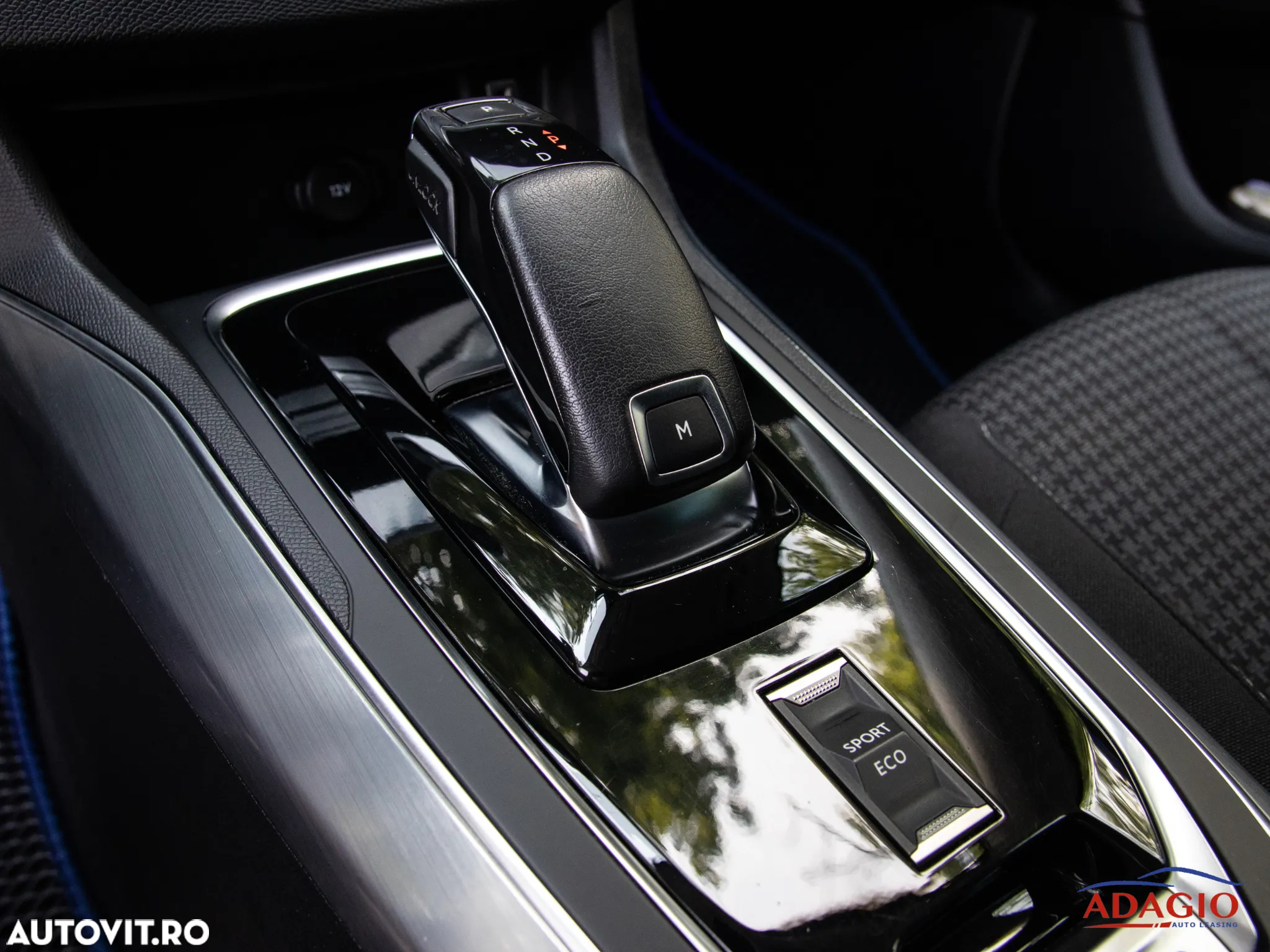 Peugeot 308 BlueHDi 130 EAT8 Style - 13