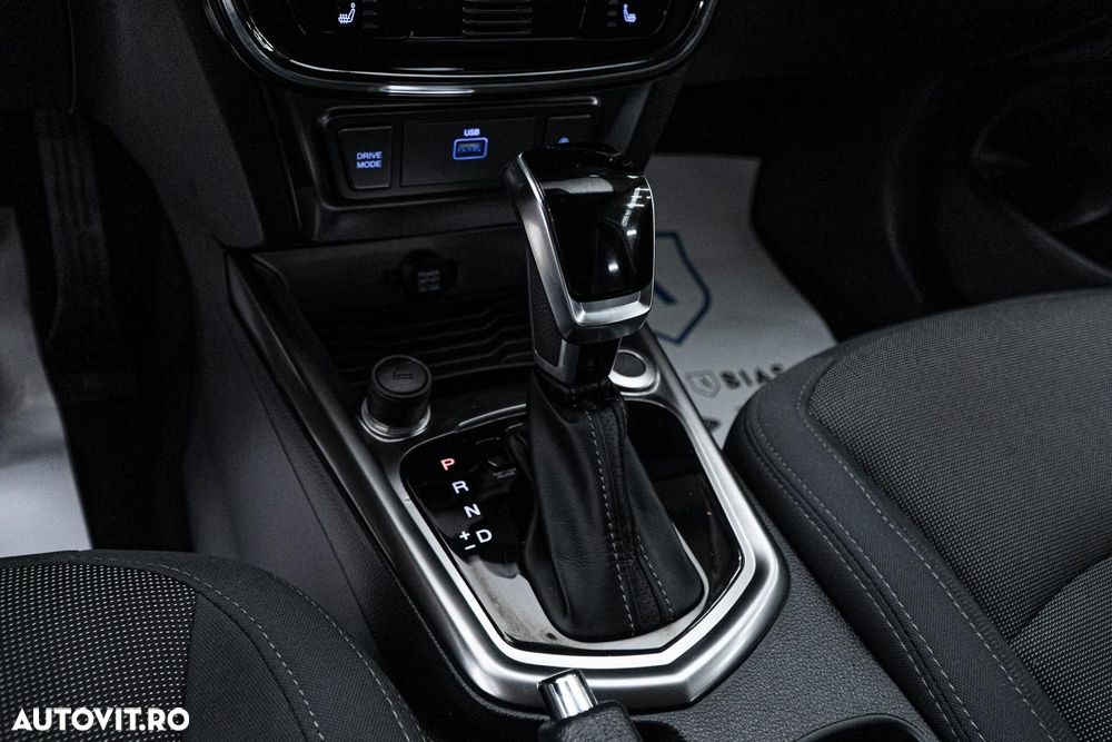 SsangYong Tivoli 1.5 T-GDi 2WD Automatik Sapphire - 27