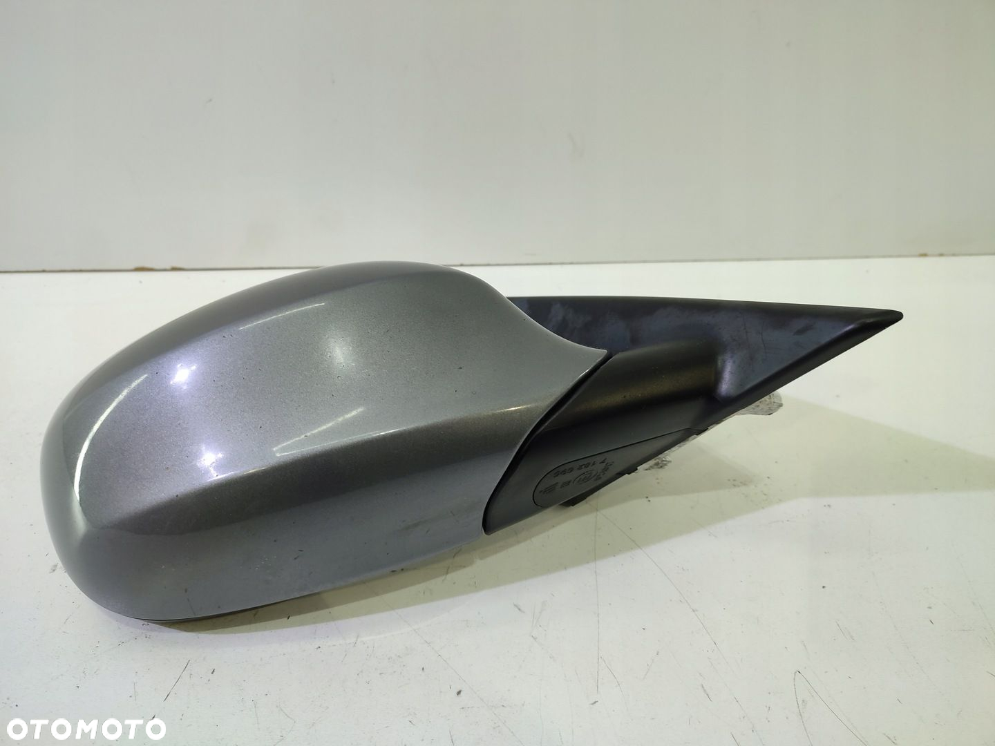 BMW E90 E91 PRAWE LUSTERKO LIFT A52 3-PIN EUROPA - 3