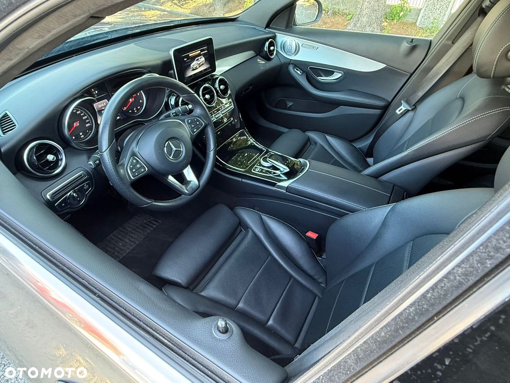 Mercedes-Benz Klasa C 220 d 4-Matic 9G-TRONIC - 12