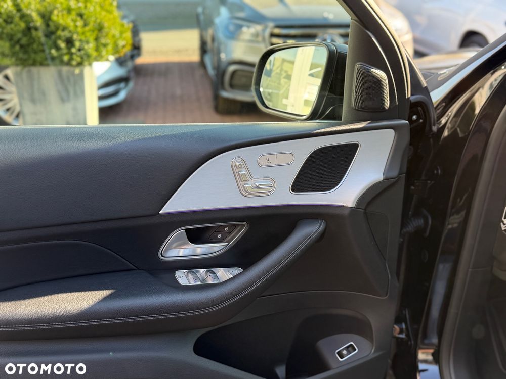 Mercedes-Benz GLE 300 d 4Matic 9G-TRONIC AMG Line - 11