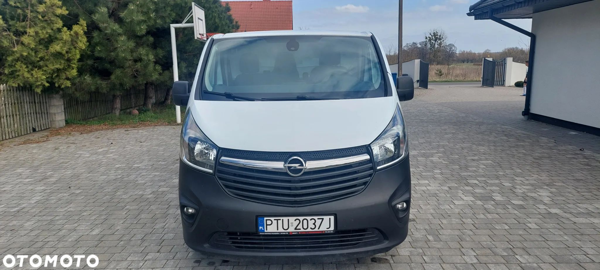 Opel VIVARO - 1