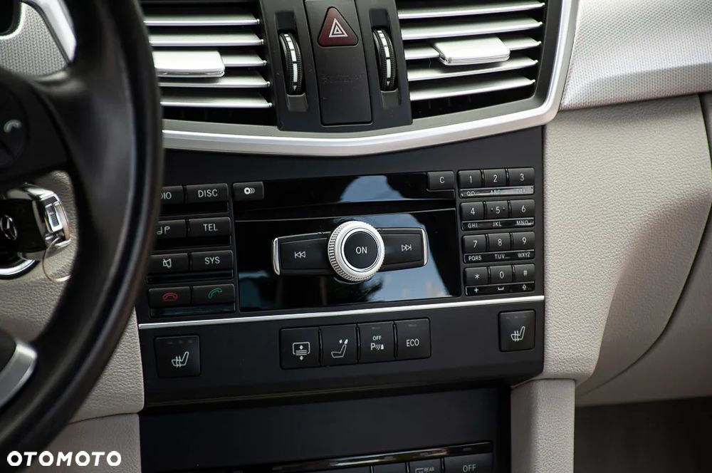 Mercedes-Benz Klasa E 200 Kompressor Avantgarde - 33