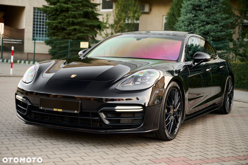 Porsche Panamera 4S - 6