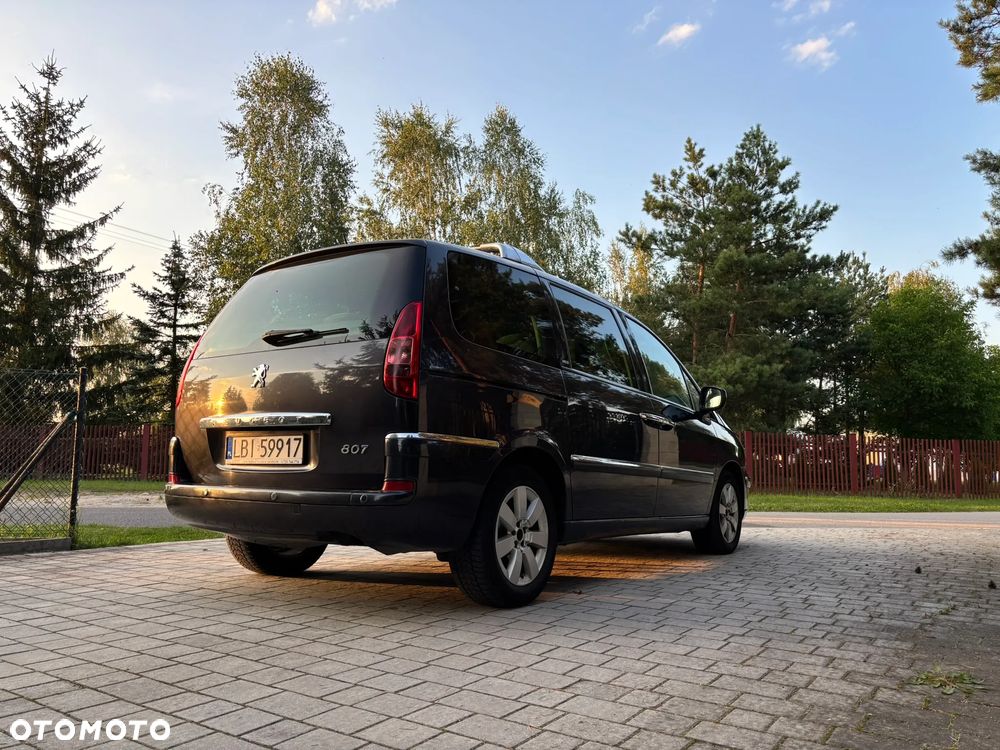 Peugeot 807 HDi 170 Bi-Turbo Automatik Platinum Pullmann - 10