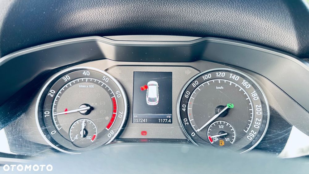 Skoda Superb 2.0 TSI 4x4 DSG Sportline - 22
