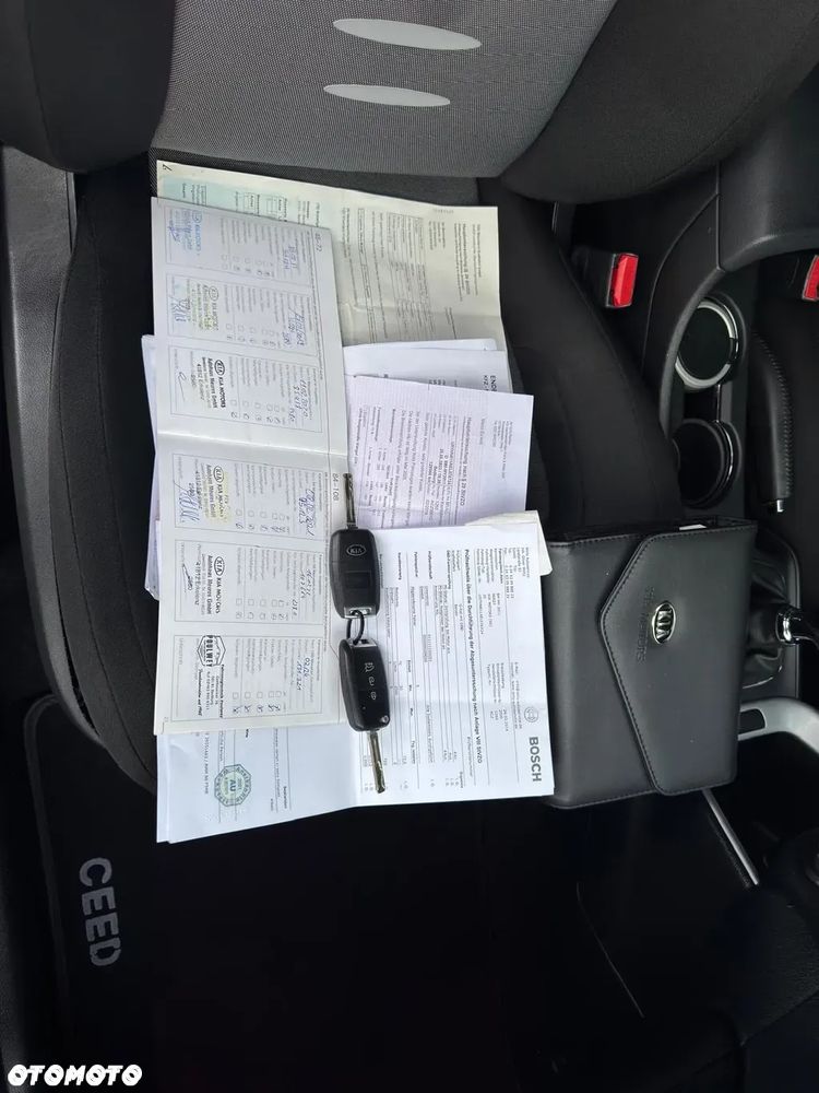 Kia Ceed - 18