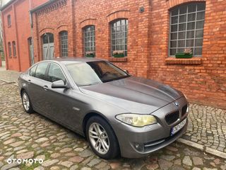 BMW Seria 5 525d Luxury Line