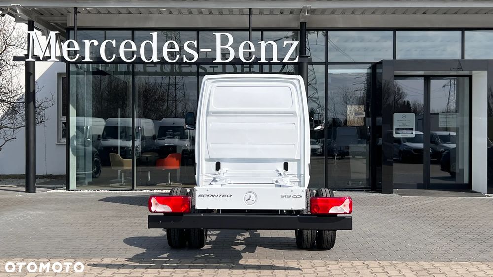 Mercedes-Benz Sprinter 519 CDI - 10