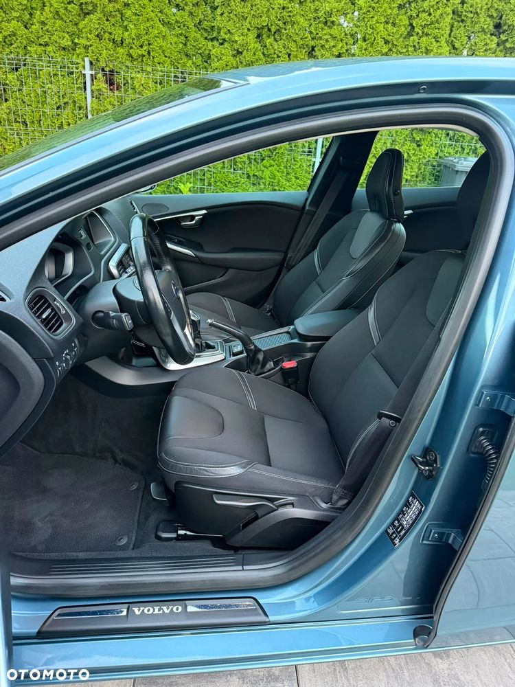 Volvo V40 D2 Summum - 13