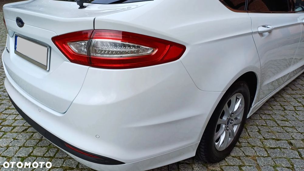 Ford Mondeo 2.0 TDCi STart-Stopp Titanium - 34