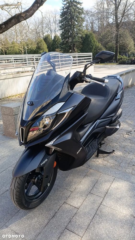 Kymco Downtown - 13