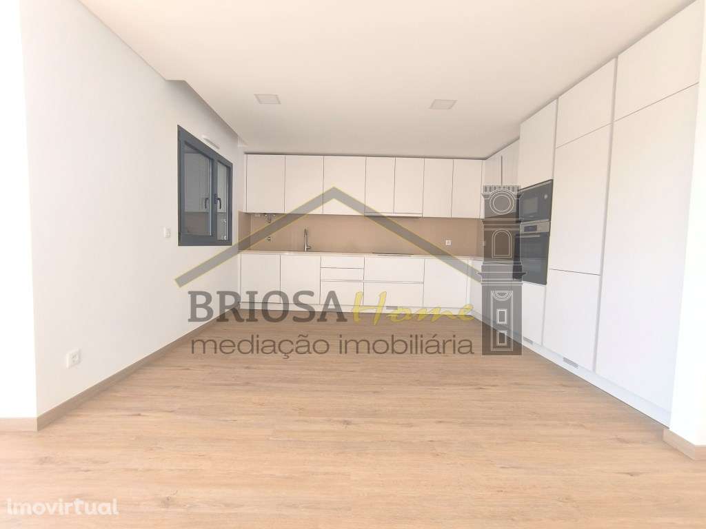 Apartamento T3 dúplex em Condeixa - Grande imagem: 2/43