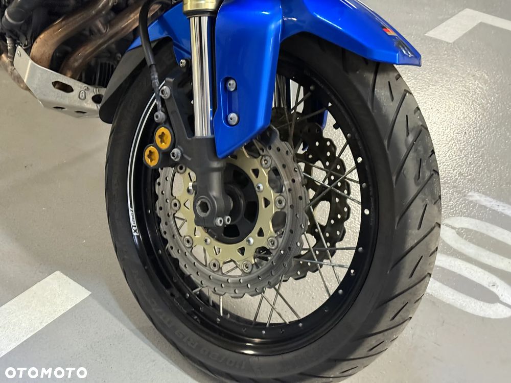 Yamaha XTZ - 11