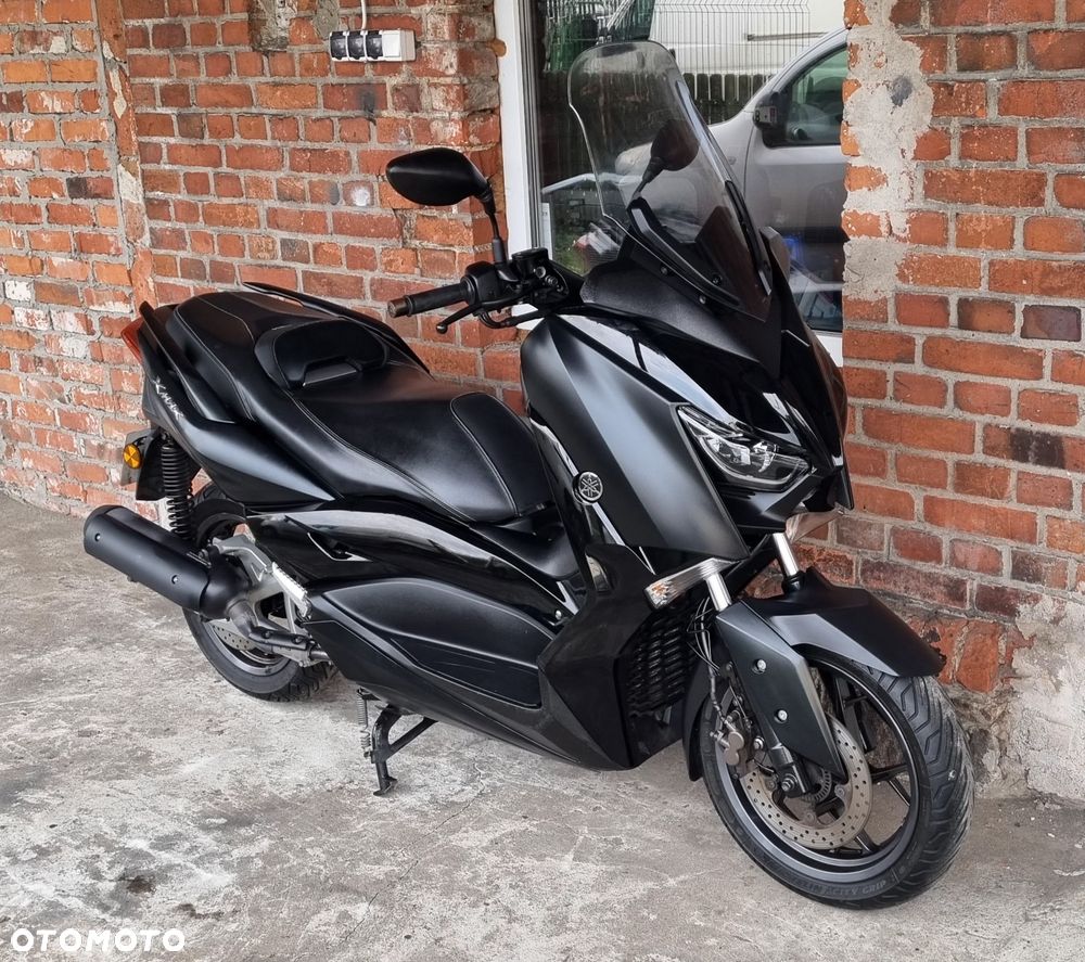 Yamaha X-max