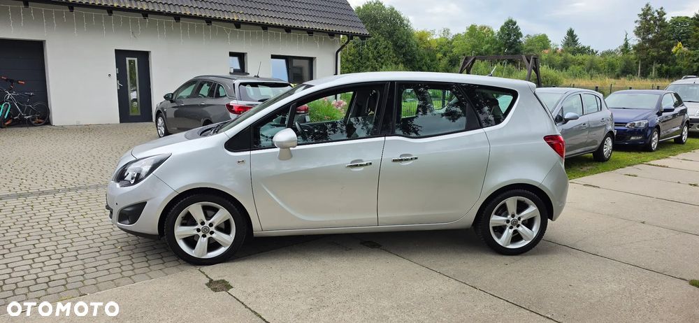 Opel Meriva - 8