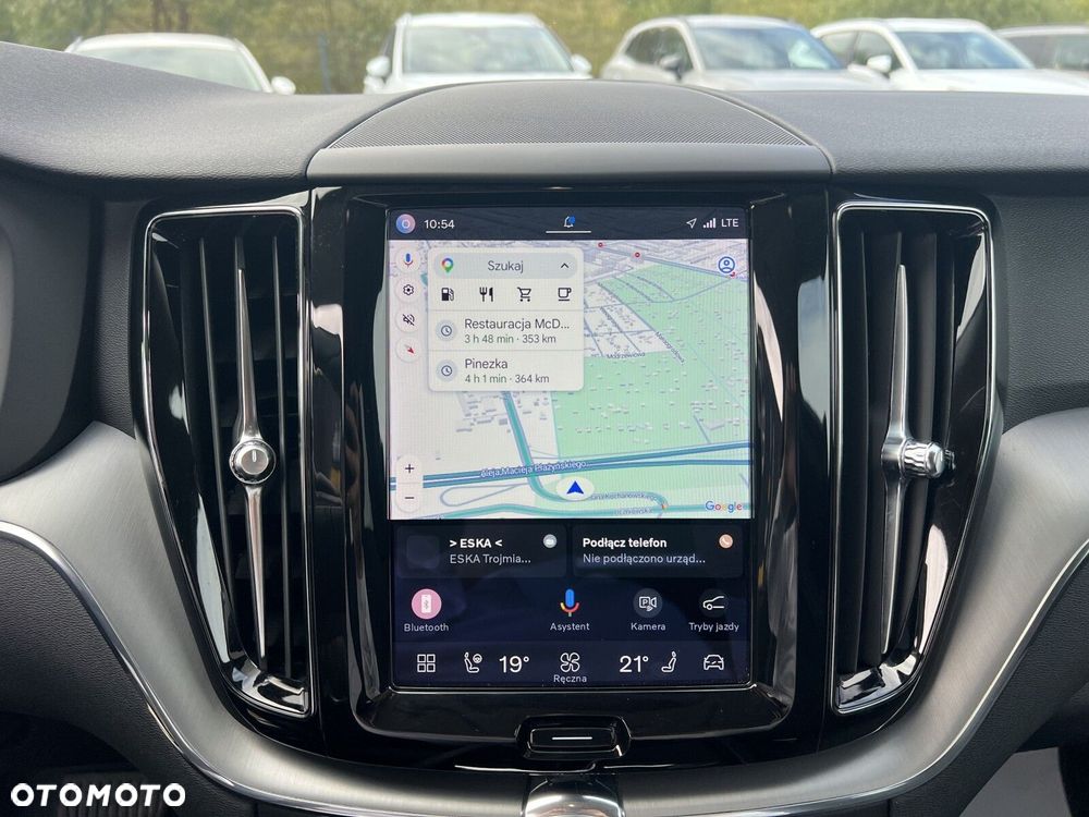 Volvo XC 60 B4 D Momentum Pro - 13