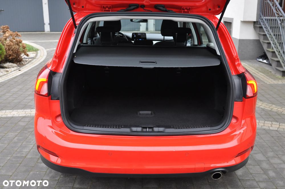 Ford Focus 1.5 EcoBlue Titanium Business - 9