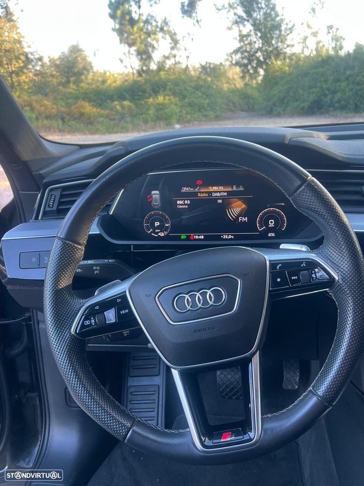 Audi e-tron 55 quattro S line - 48